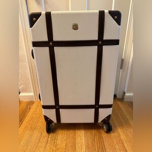 Swissgear Large Hardside Luggage